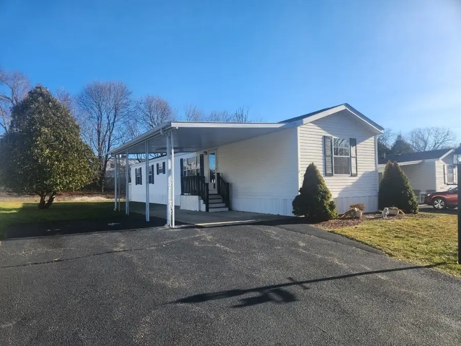 637 South Washington #4, North Attleboro, MA 02760 - Image #2