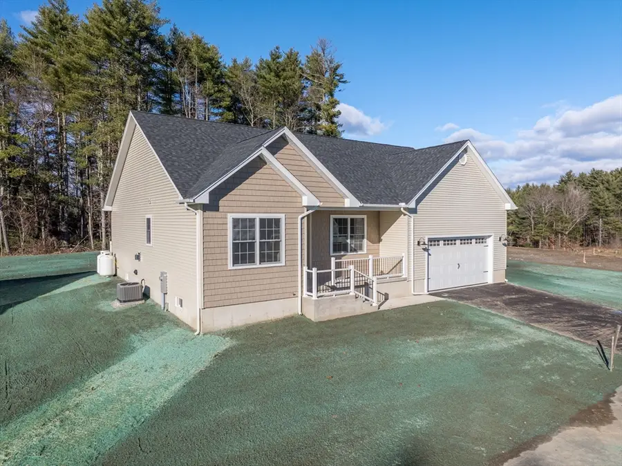 31 High Bluff Rd, Belchertown, MA 01007 - Image #2