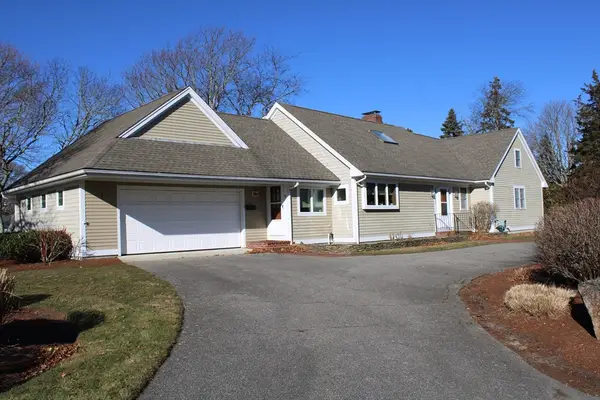 90 Swing Lane, Falmouth, MA 02540