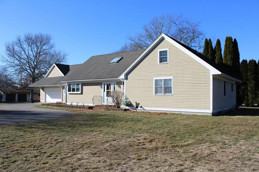90 Swing Lane, Falmouth, MA 02540 - Image #2