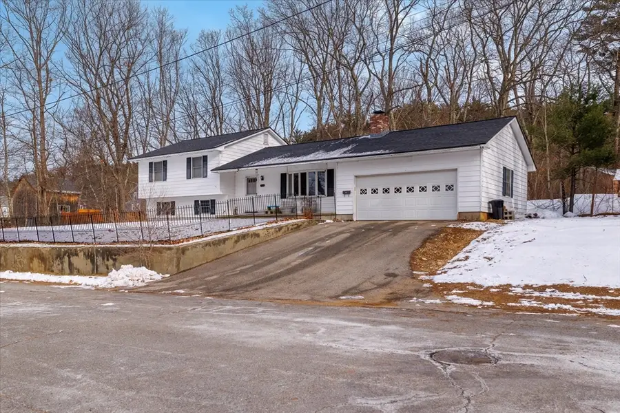 65 Lakeview Ave, Athol, MA 01331 - Image #3