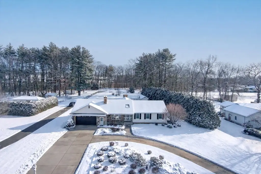 87 Morgan Street, Granby, MA 01033 - Image #1