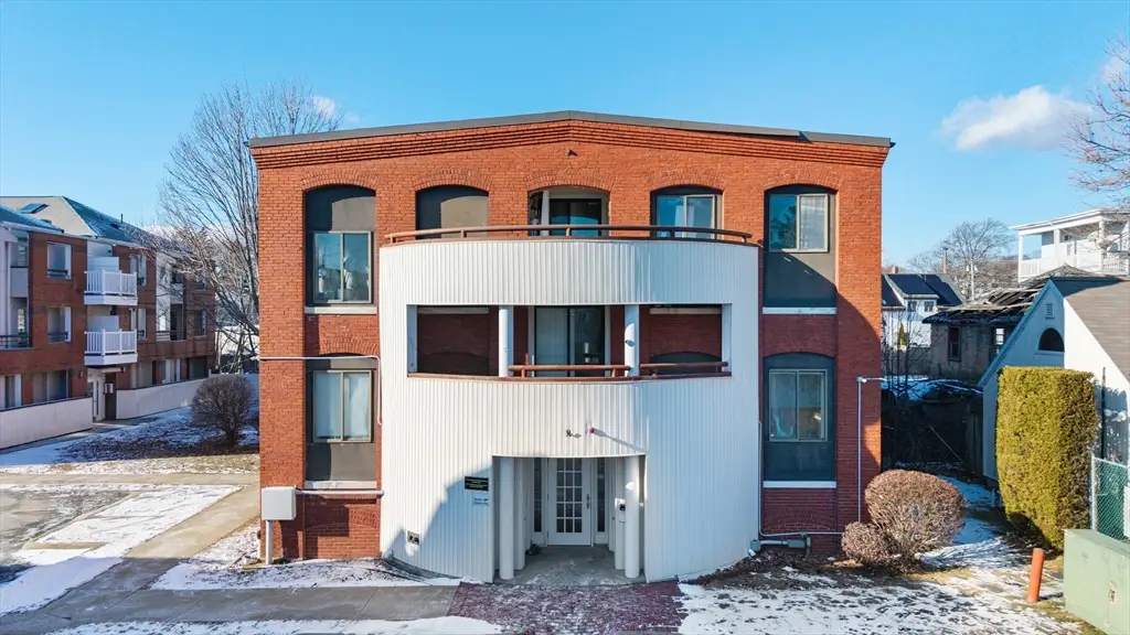 11 Margin Street #6, Lynn, MA 01904 - Image #1