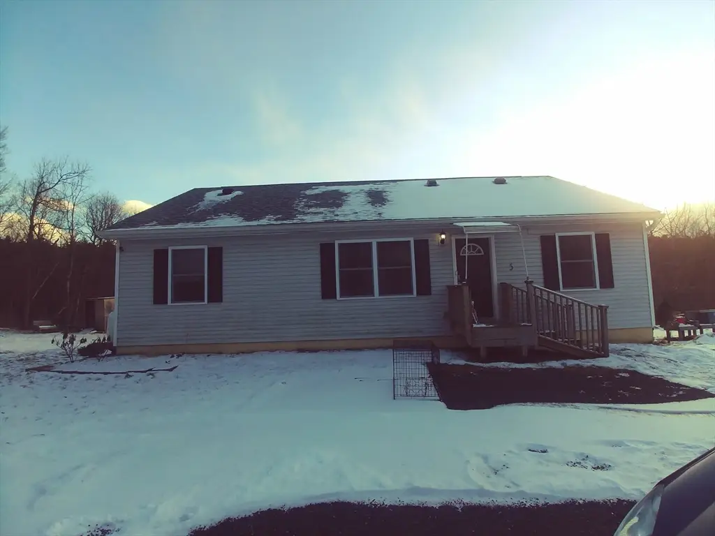 5 Silver St, Wilbraham, MA 01095 - Image #1