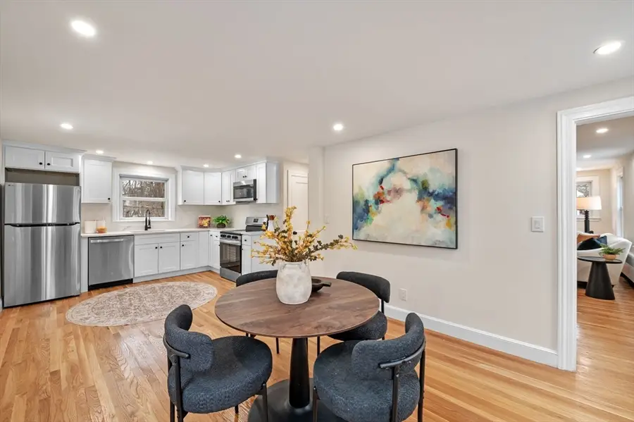 98 John Carver Rd, Reading, MA 01867 - Image #2