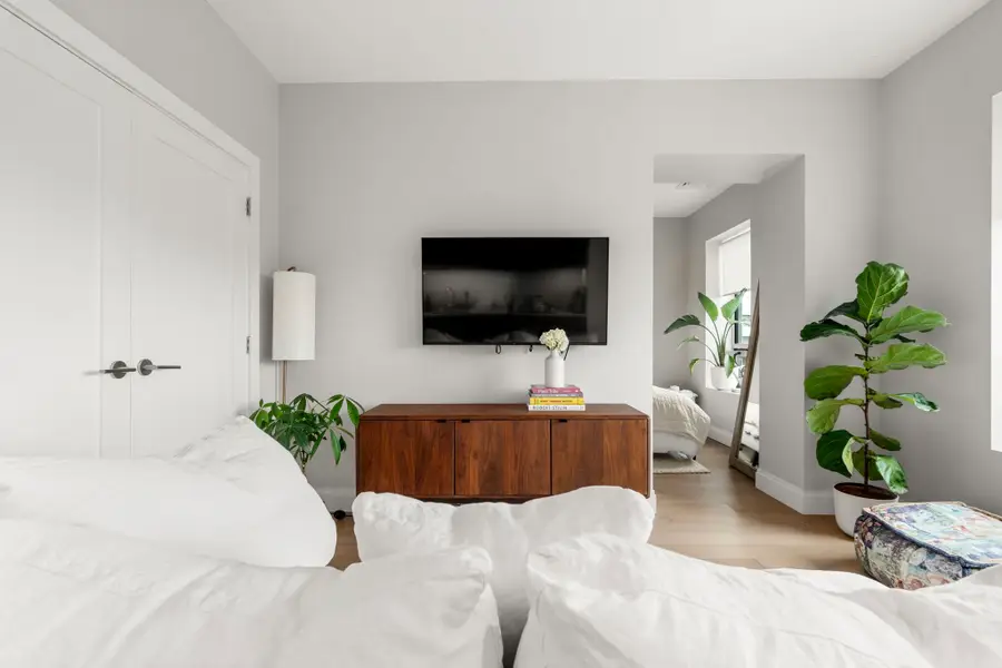 100 Shawmut Ave #908, Boston, MA 02118 - #2