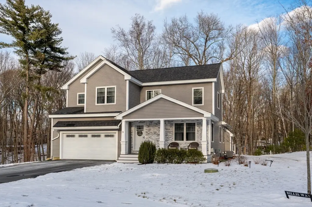 9 Billis Way, Groveland, MA 01834 - Image #1
