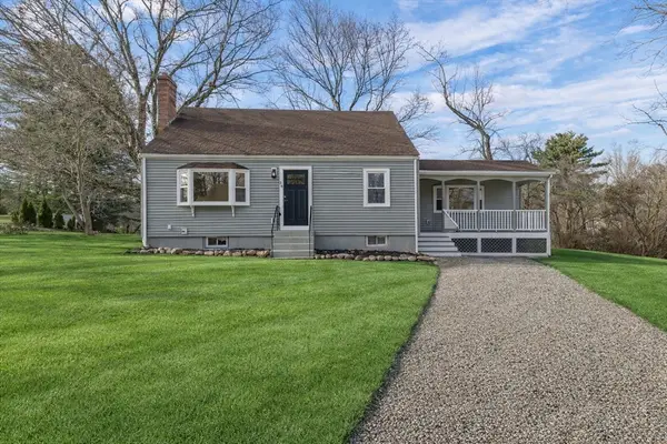 38 Conlyn Ave, Franklin, MA 02038