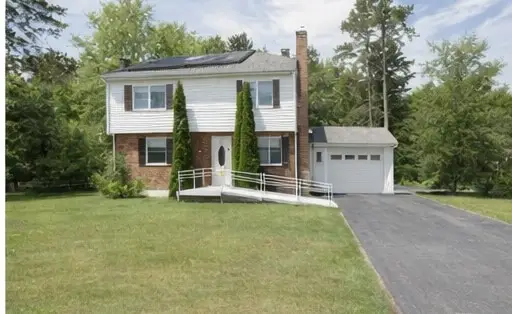87 Moreland St, Worcester, MA 01609