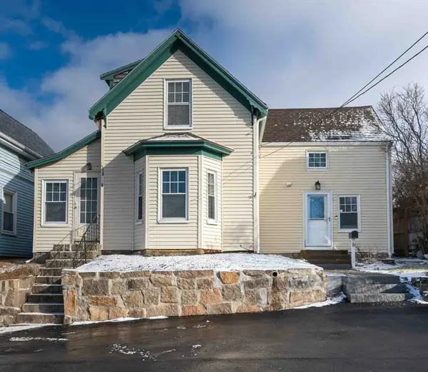 6 Monroe Court, Gloucester, MA 01930