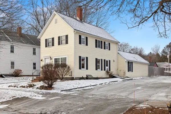 11 Central St, Georgetown, MA 01833