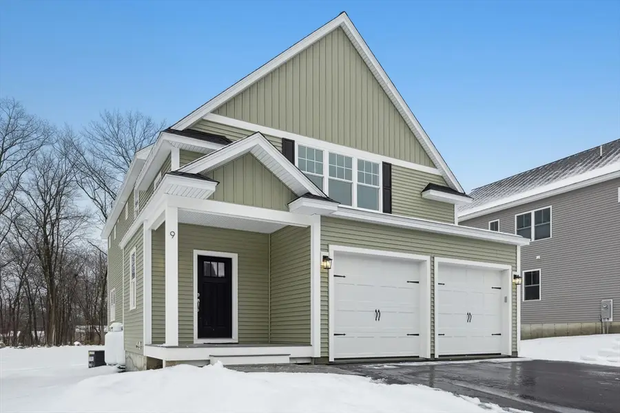 9 Gaskins Ln, Ayer, MA 01432 - Image #2