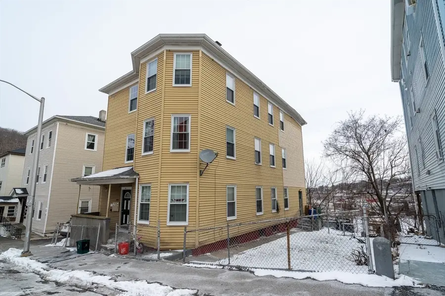 78 Gage St, Worcester, MA 01605 - Image #2