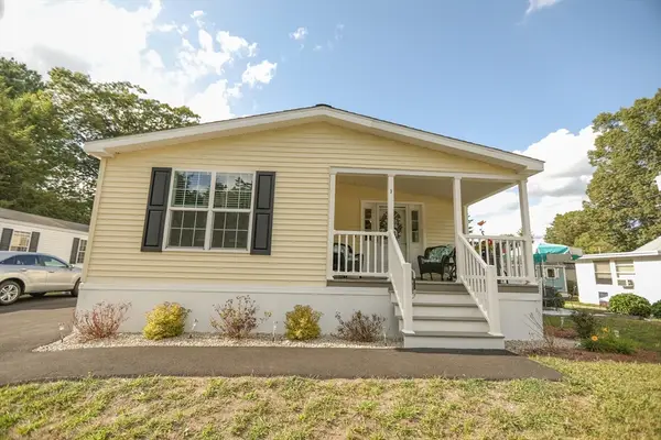 3 B Street, Merrimac, MA 01860