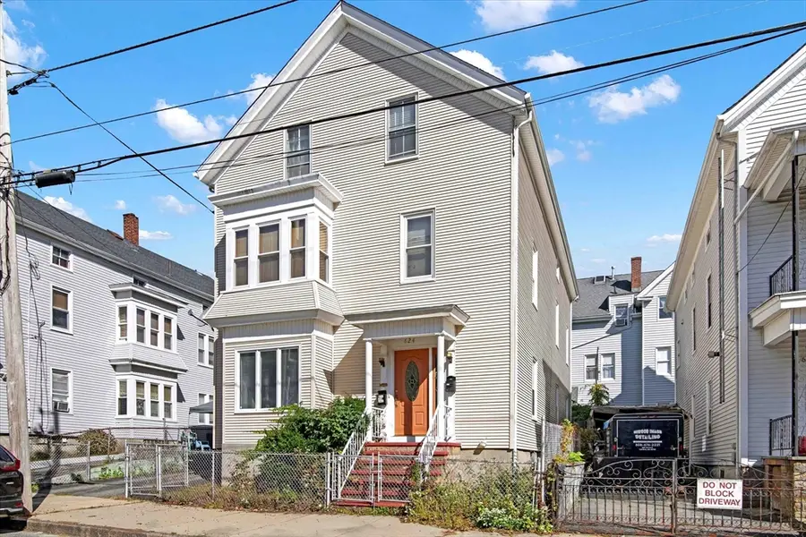 624 Walnut St, Fall River, MA 02720 - Image #2
