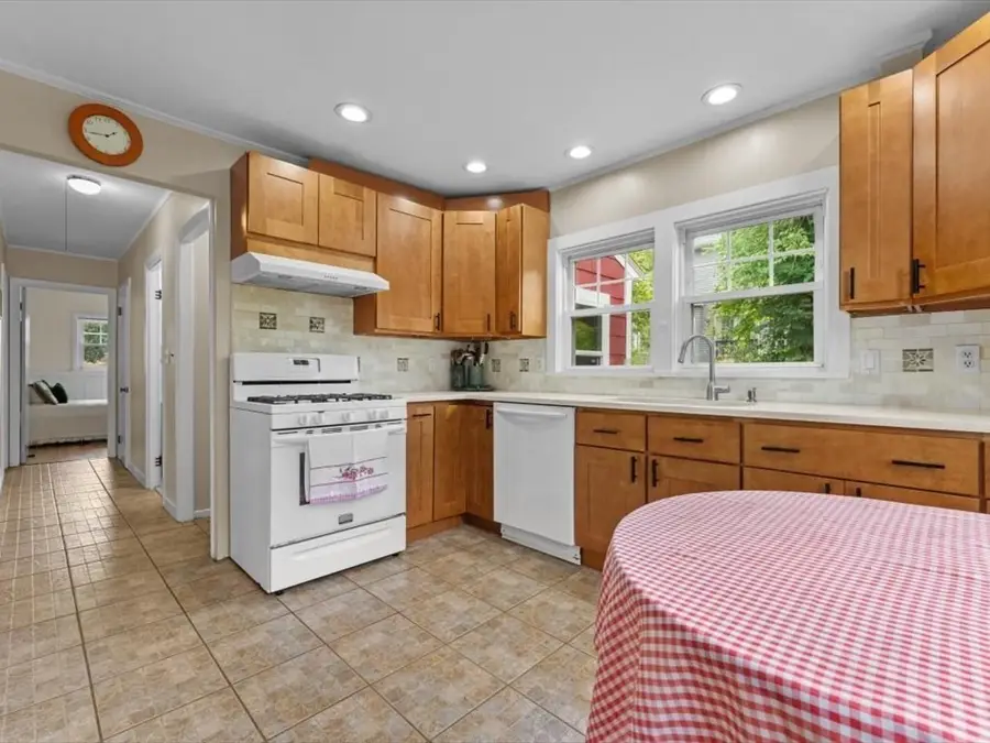 290 East Street, Westwood, MA 02090 - #2