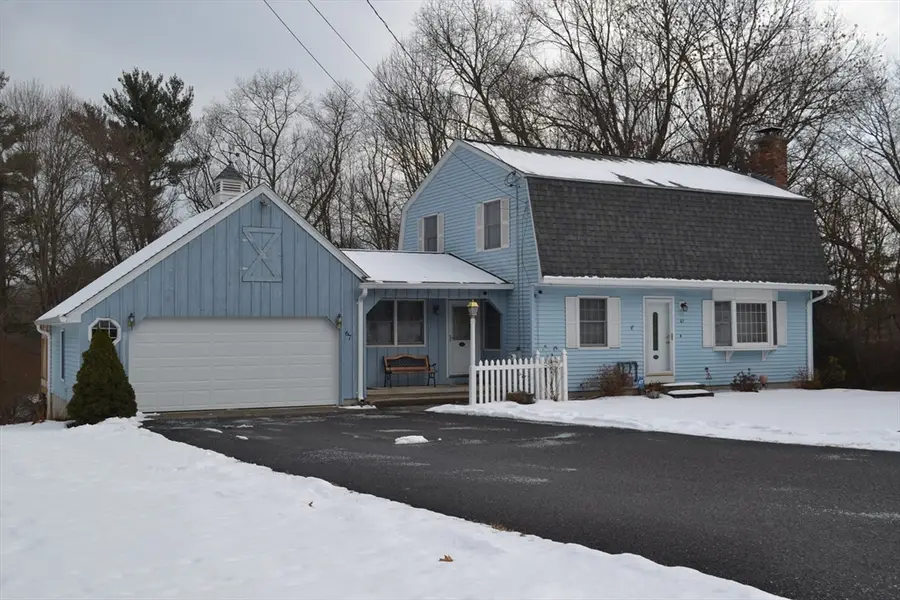 67 Hill Ter, Ludlow, MA 01056 - Image #2