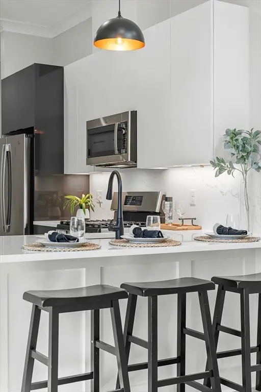 115 Thurston St #I, Somerville, MA 02145 - Image #3