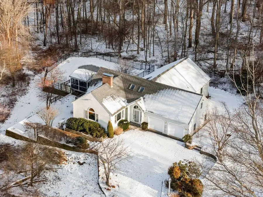 9 Marshall Dr, West Newbury, MA 01985 - Image #2