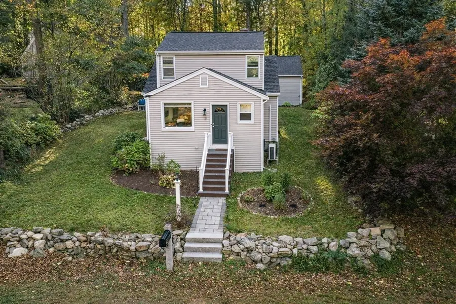 111 Willis Rd, Sudbury, MA 01776 - Image #2