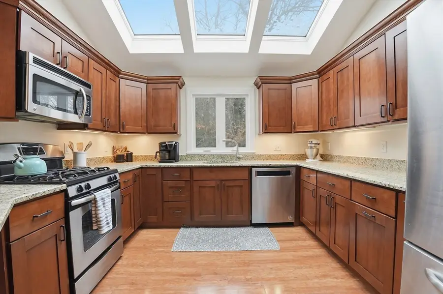 1 Robin Circle #2, Norton, MA 02766 - Image #2