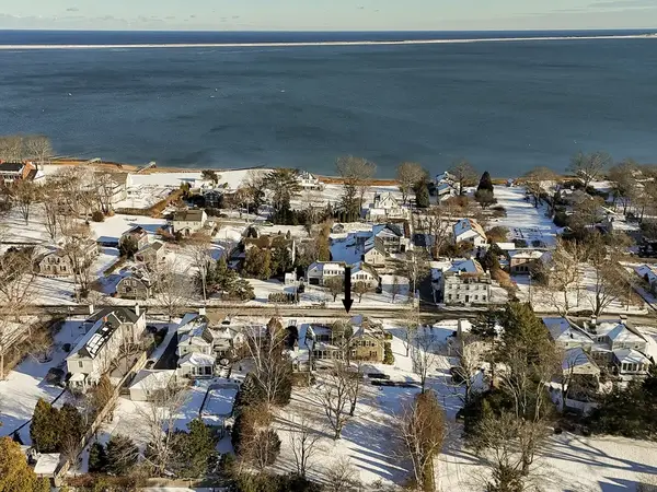 1 Bumblebee Lane, Duxbury, MA 02332