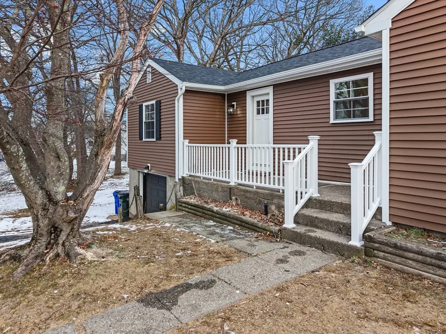 225 Rich St, Fall River, MA 02720 - Image #2