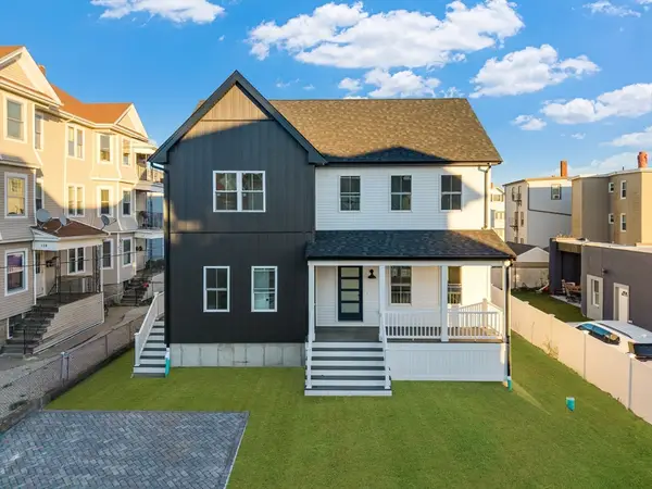 138 Eighteenth St., Fall River, MA 02723