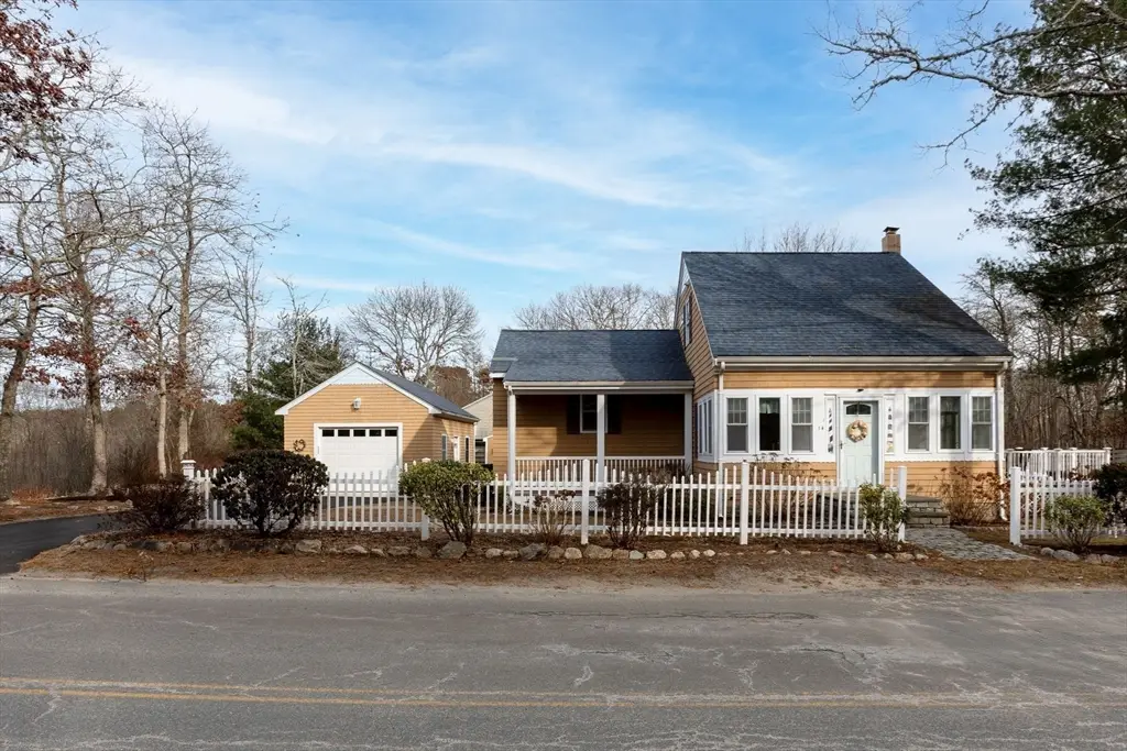 14 Briarwood Drive, Weweantic, MA 02751 - Image #1