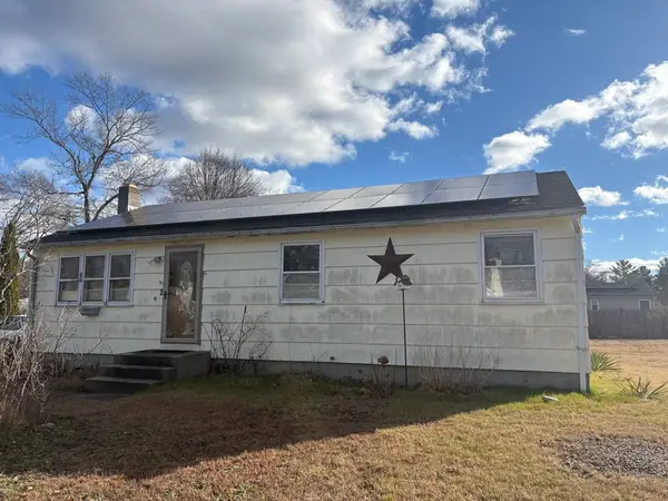 2 Bounty Rd, Oxford, MA 01540