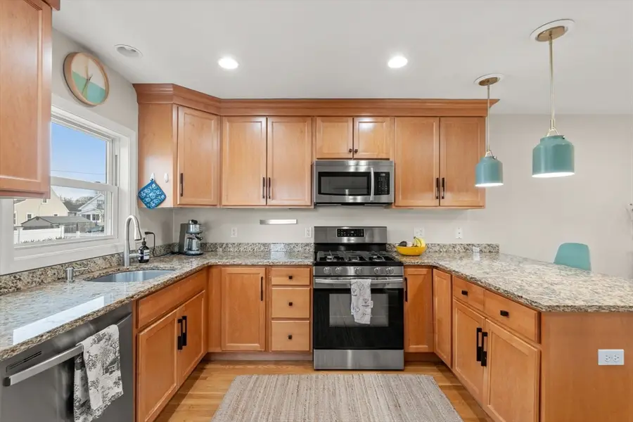 284 Riverside Ave #1, Medford, MA 02155 - Image #2