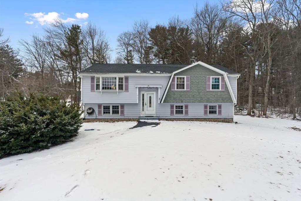 31 Burlington Ave, Wilmington, MA 01887 - Image #1