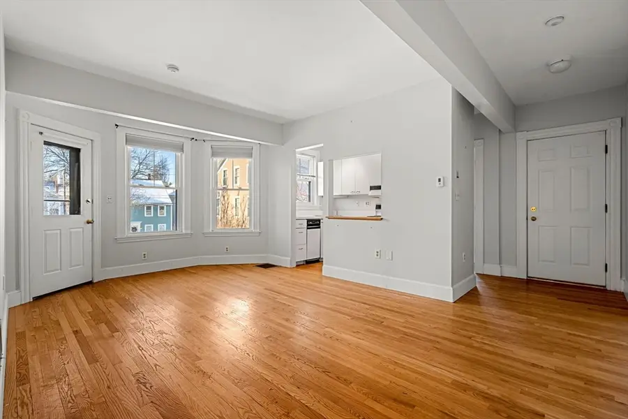 52-54 Fair St #2D, Newburyport, MA 01950 - Image #3