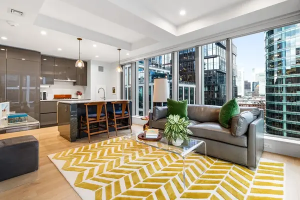 135 Seaport Blvd #1503, Boston, MA 02210