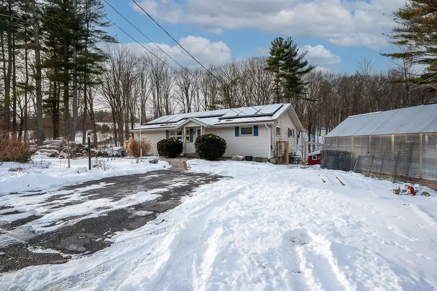 50 Craig St, Rochdale, MA 01542 - Image #2