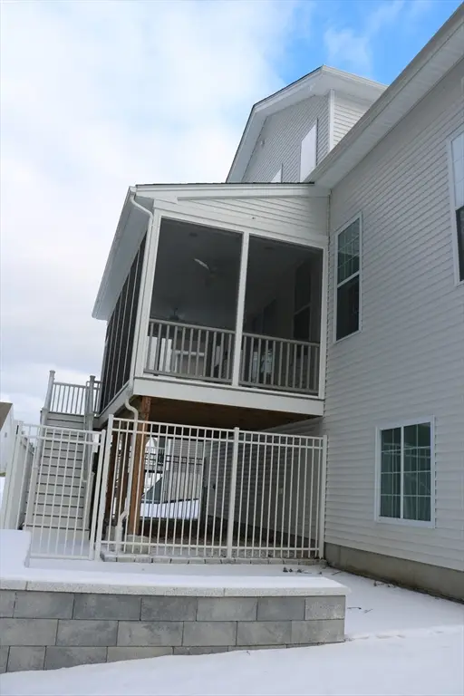 86 Glen Ellen Blvd #86, Millis, MA 02054 - Image #3