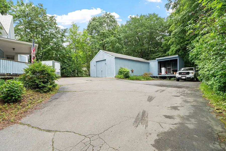 9 Pleasant St, Lunenburg, MA 01462 - Image #3