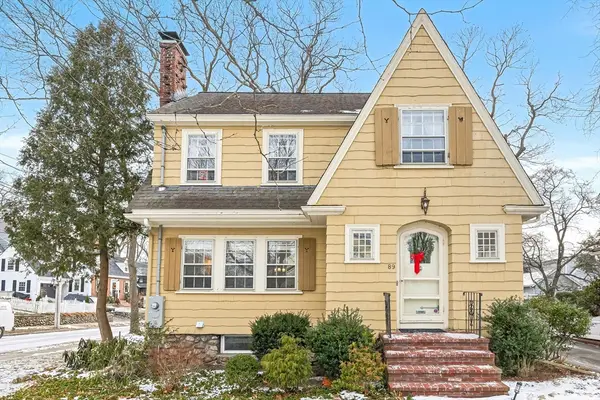 89 Lovell Rd, Melrose, MA 02176