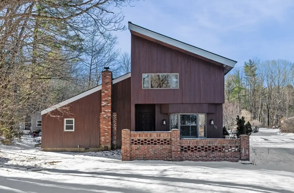 88 Squannacook Rd, Shirley, MA 01464 - Image #1