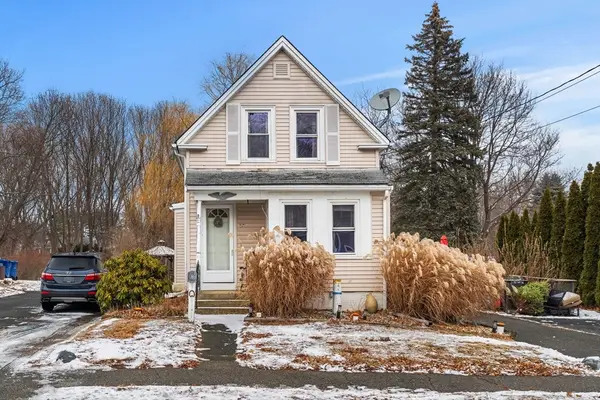 57 Adams St, Danvers, MA 01923