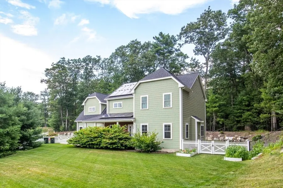 1 Norway Farms Dr, Norfolk, MA 02056 - Image #2