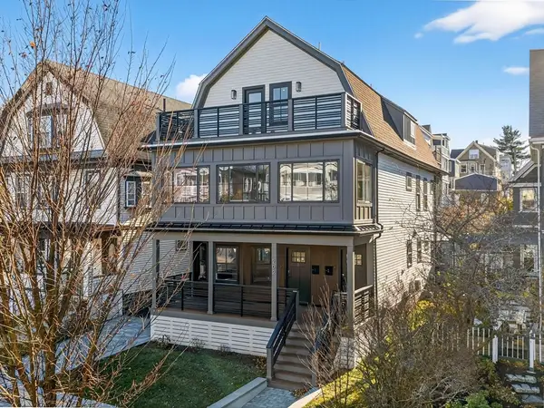 202 Powder House Blvd #1, Somerville, MA 02144