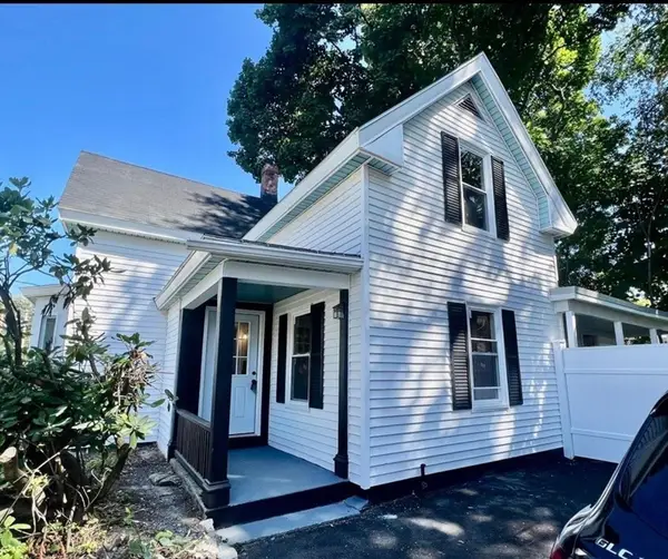 25 Pearl St, Clinton, MA 01510