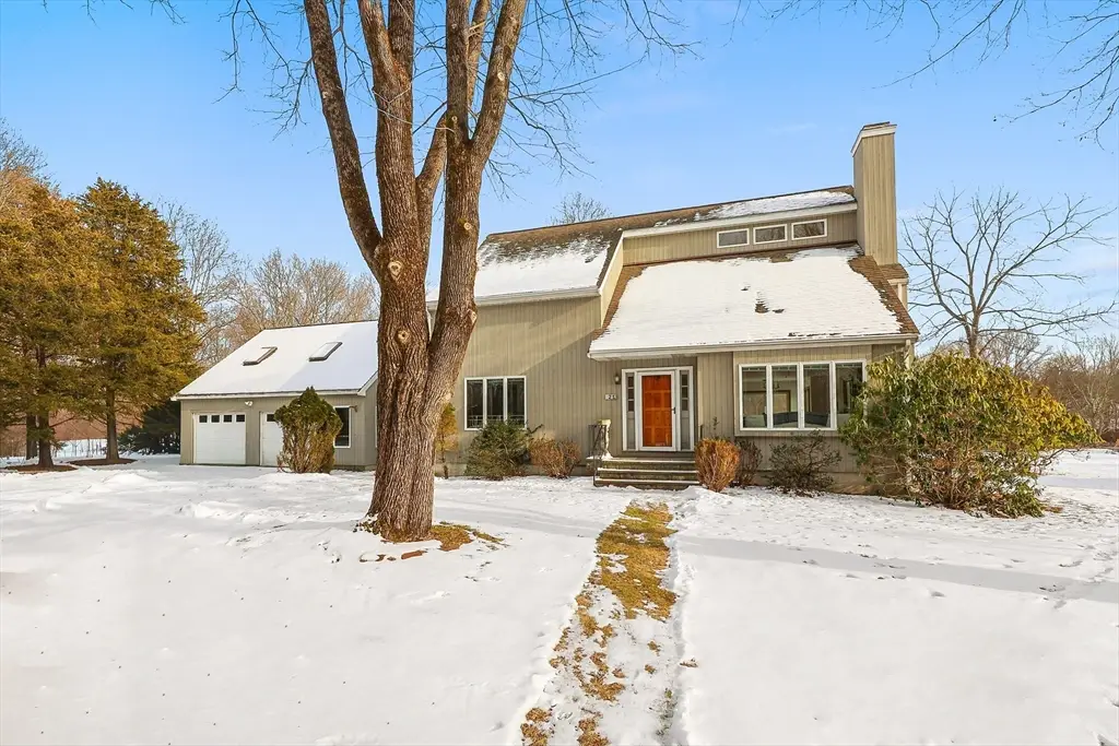 21 S Bradford Rd, Hingham, MA 02043 - Image #1