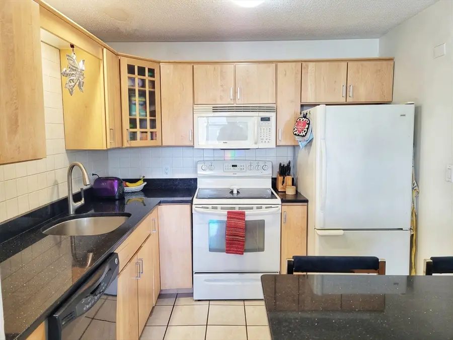 1029 Pleasant Street #20, Worcester, MA 01602 - Image #3