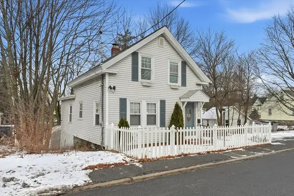 7 Mystic Street, Methuen, MA 01844