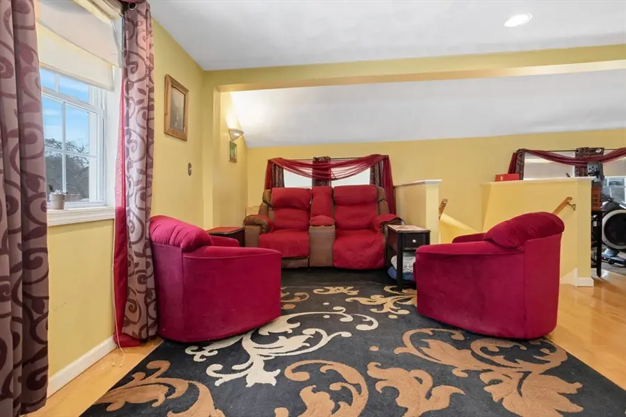 66 Springdale Ave, Saugus, MA 01906 - Image #3