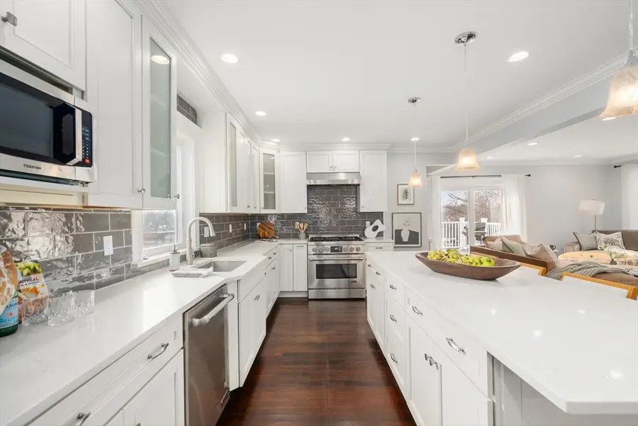 20 Manthorne Rd #2, Boston, MA 02132 - Image #2