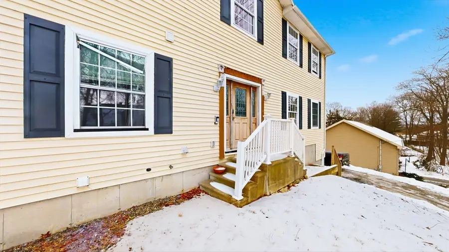 15 Teddy Rd, Worcester, MA 01603 - Image #3
