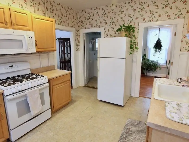 17 Snell Street, Brockton, MA 02301 - Image #3